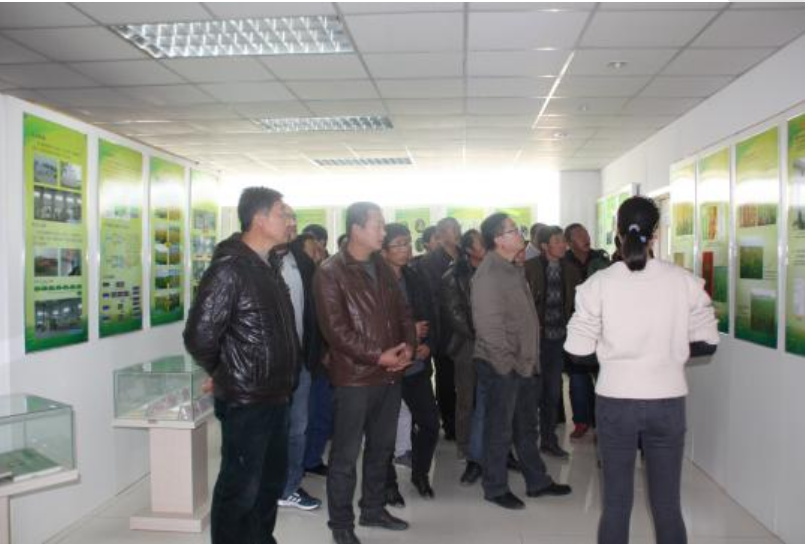 The promotion meeting of new varieties of Tianlong seed industry was held in Tianjin.